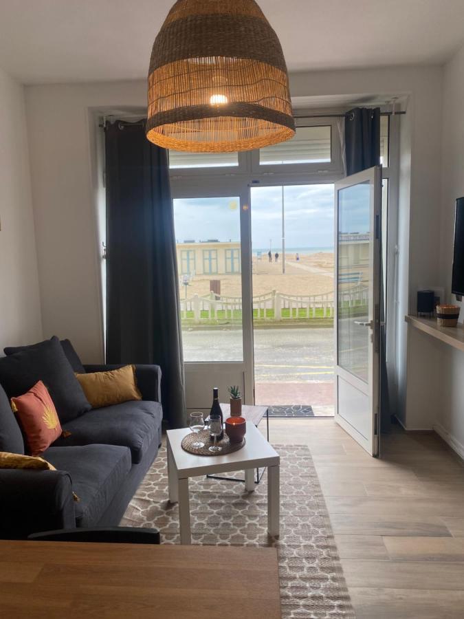 Paradis Les Pieds Sur Le Sable Trouville Palace Exteriör bild